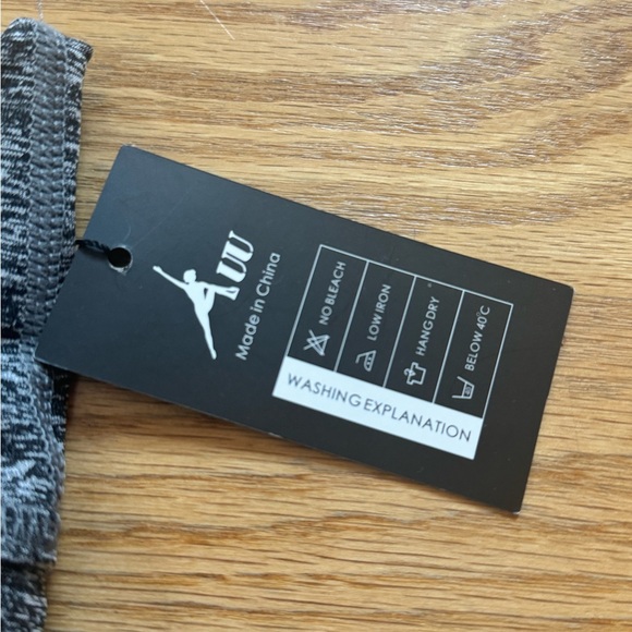 UU active legging shorts, Brand New, Size S, Gray - Picture 5 of 6